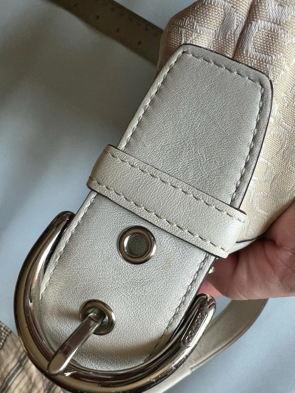 Coach Cream Signature Canvas Soho Mini Hobo Y2K Style # 6351
